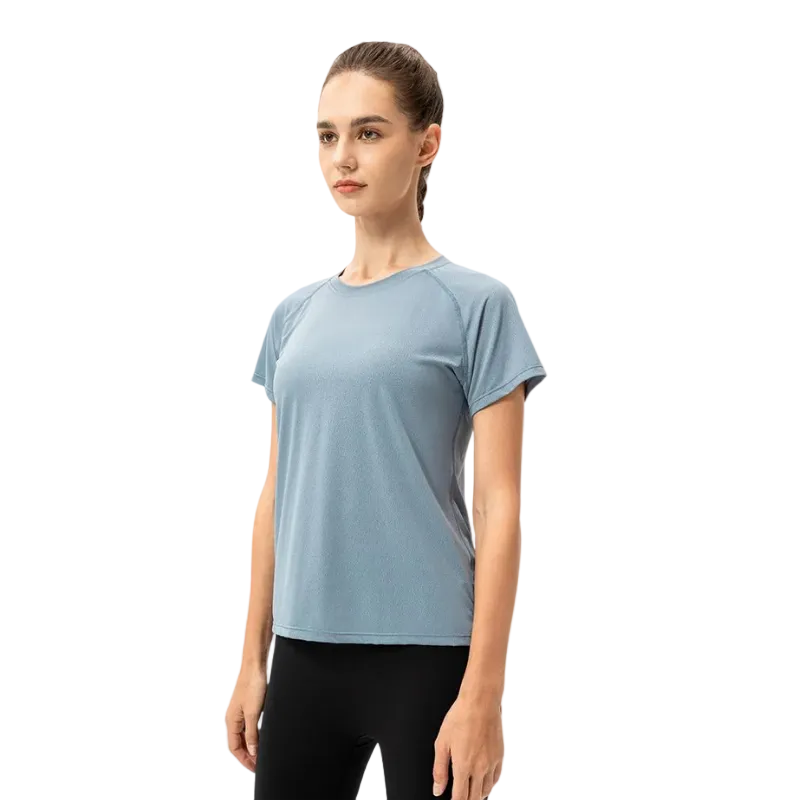 Camiseta Esportiva Feminina FlexMove - Ultra-leve e Respirável